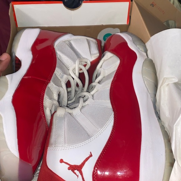 Jordan 11 cherry - Picture 11 of 12